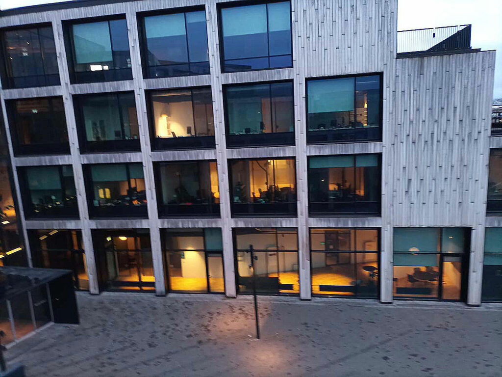 „Magnað fagfólk“ segir fréttamaður PS Frétta – Leikjaunnendur fylltu Grósku þegar CCP miðlaði sinni þekkingu – Myndir „Magnað fagfólk“ segir fréttamaður PS Frétta - Leikjaunnendur fylltu Grósku þegar CCP miðlaði sinni þekkingu