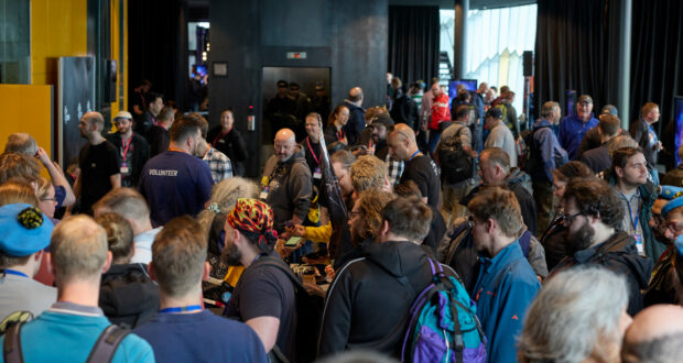 EVE Fanfest 2025 hafið með pompi og prakt – spennandi dagskrá í boði fyrir aðdáendur um allan heim - Bein útsending