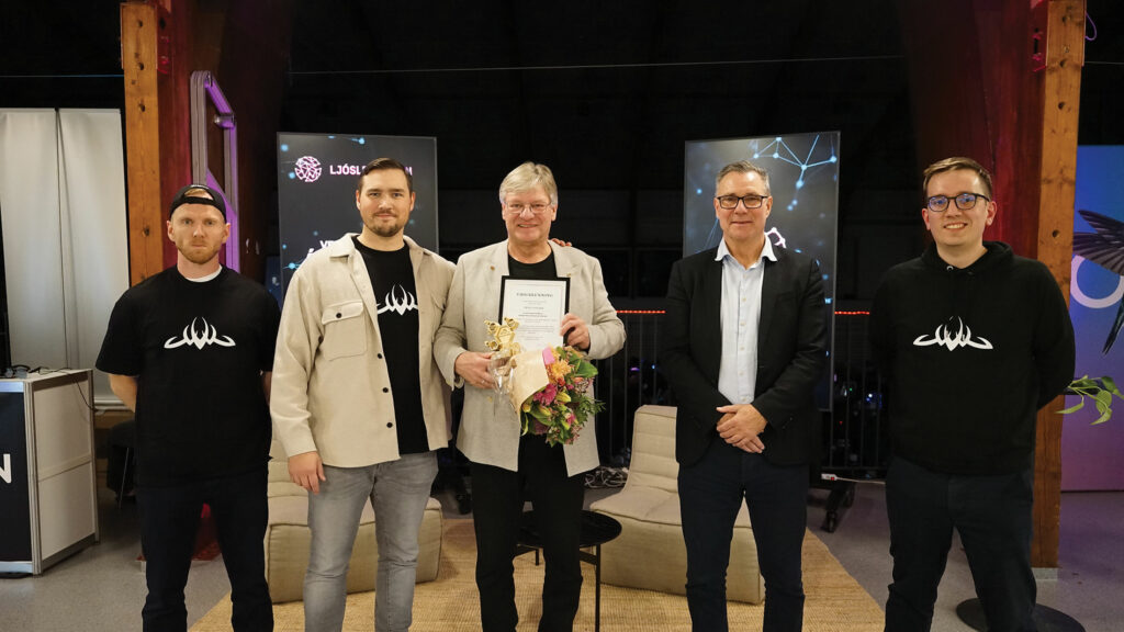 Björn Gíslason hlýtur Hvatningarverðlaun RÍSÍ á Skjálfta