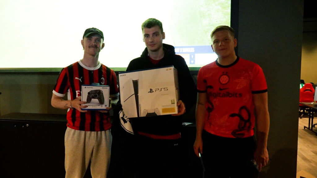 Aron Þormar Íslandsmeistari í FC 26 - Myndir og vídeó