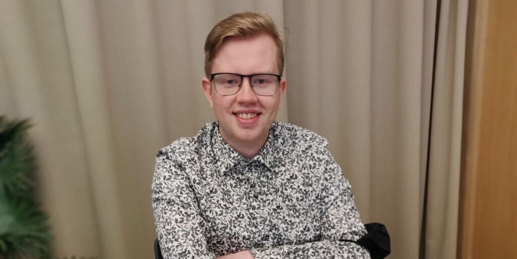 Símon að tafli í Kragerö.