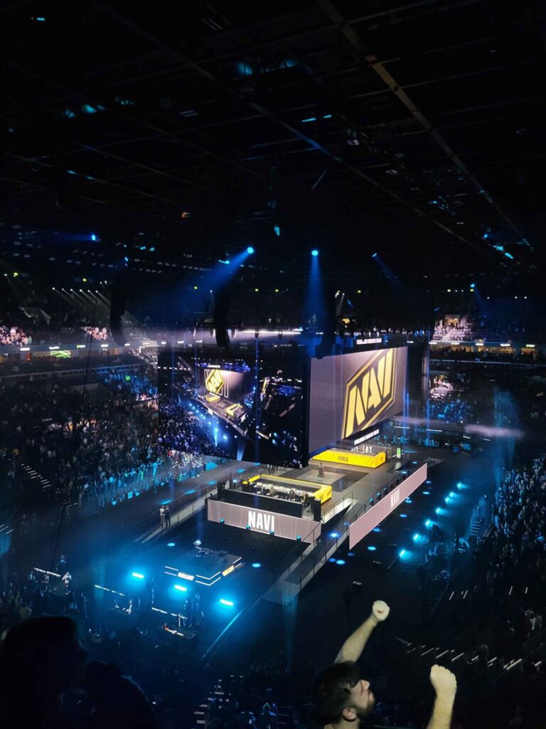 GeT_RiGhT hittingur og NAVI öskur ómaði um höllina á degi fjögur - CS2 Major mót - Búdapest